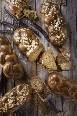 Tegral Τσουρέκι Χαρούπι