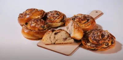 Tegral Brioche ρολό με πατέ ελιάς